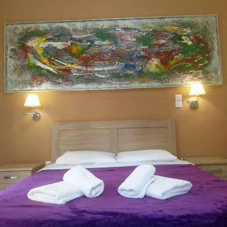 Koukaki-Acropolis Roomy With A Private Veranda Apt. Athens Luaran gambar