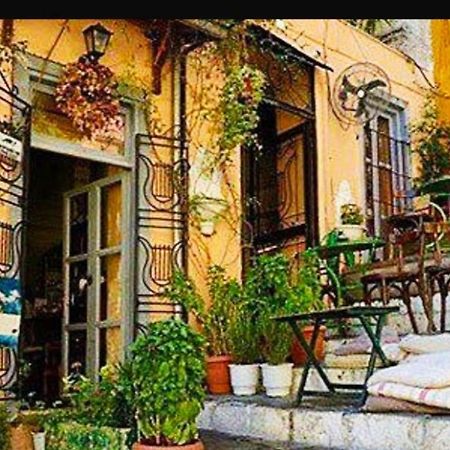 Koukaki-Acropolis Roomy With A Private Veranda Apt. Athens Luaran gambar