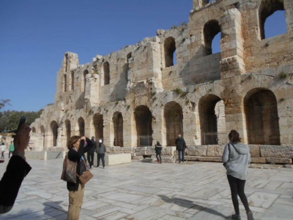 Koukaki-Acropolis Roomy With A Private Veranda Apt. Athens Luaran gambar